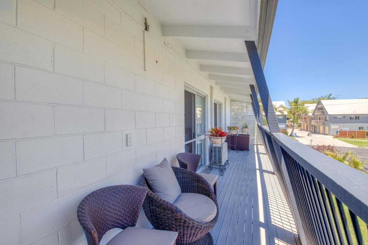 Salty Vibes Retreat Rainbow Beach Exterior photo
